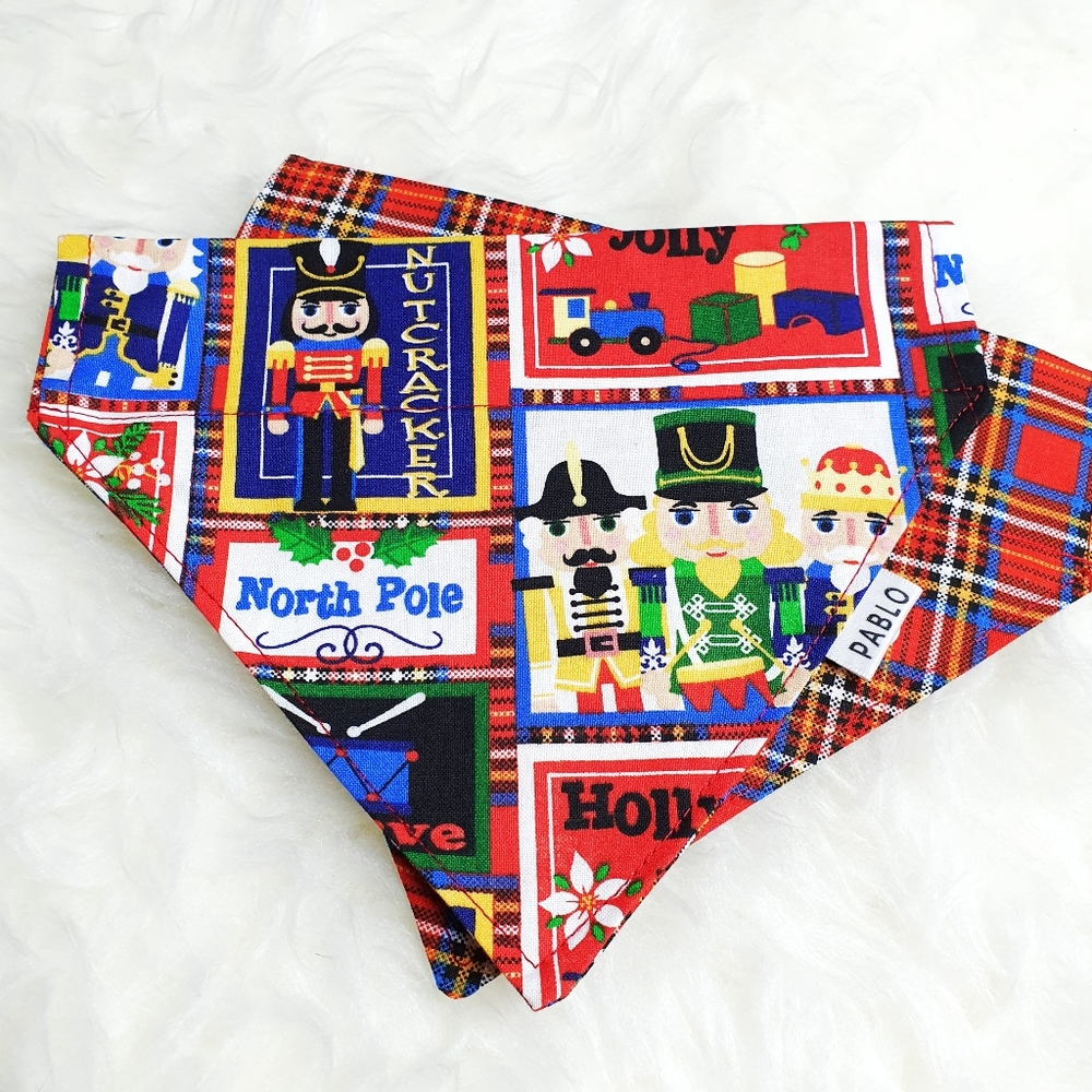 🐶 5 for $15 * Pablo Nutcracker / Plaid Reversible Dog Bandana